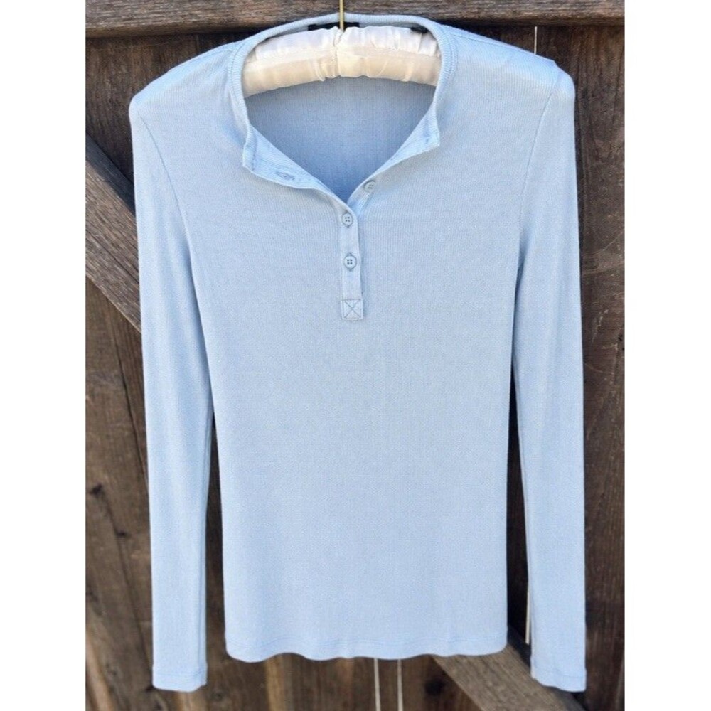 ATM Anthony Thomas Melillo Women’s Long Sleeve Ribbed Henley Size XS LT Blue